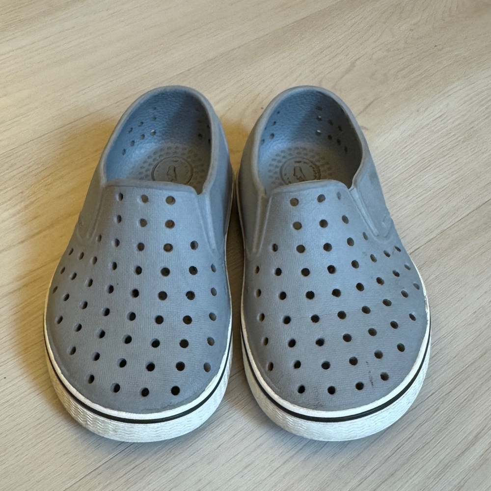 Natives miles grey toddler shoe